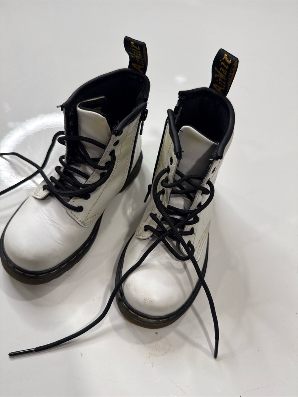 Dr. Doc Martens 1460 T Side Zipper Boot Toddler Sz 9 White Leather Lace Up A0306